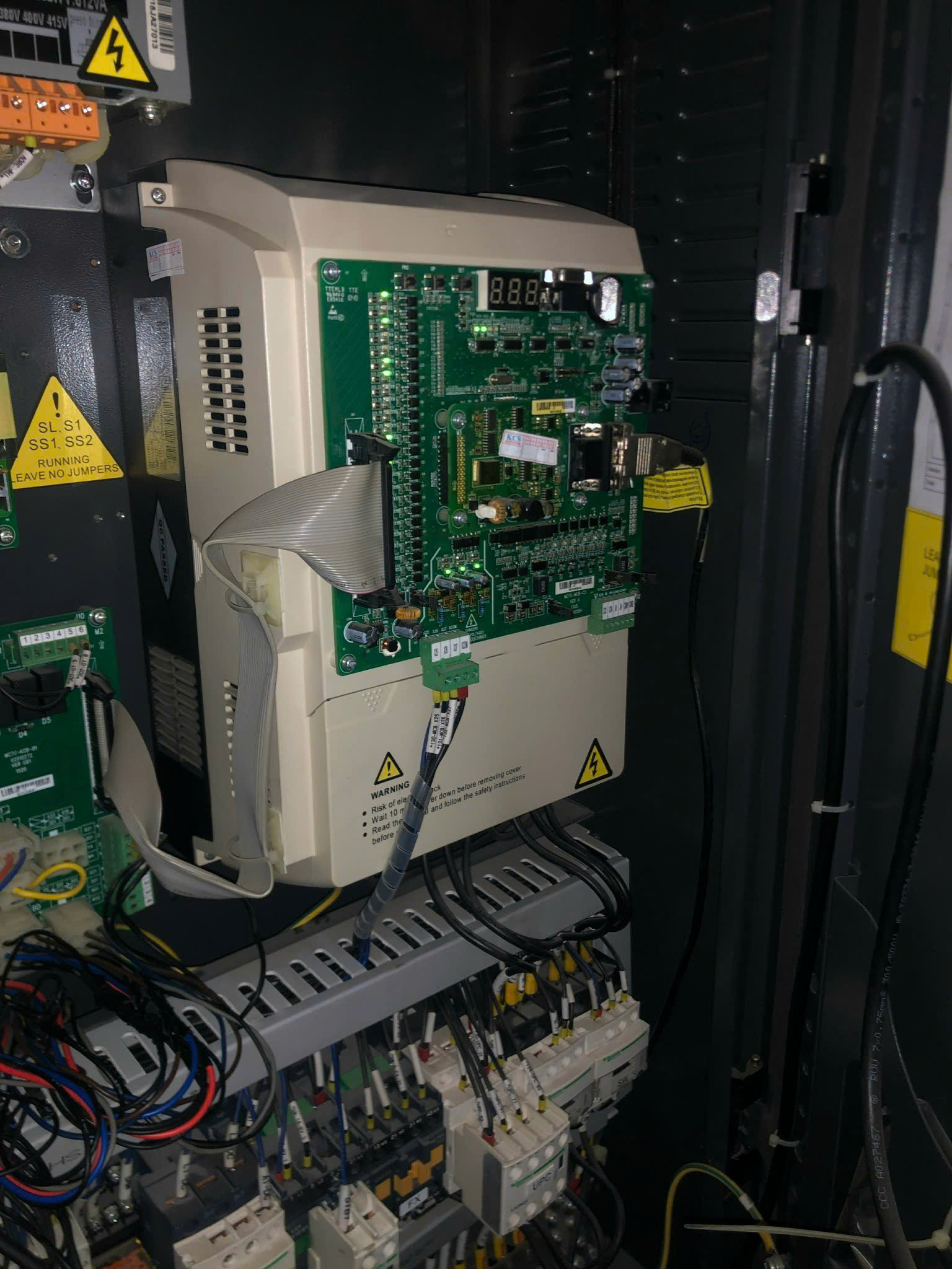 Sửa chữa biến tần thang máy