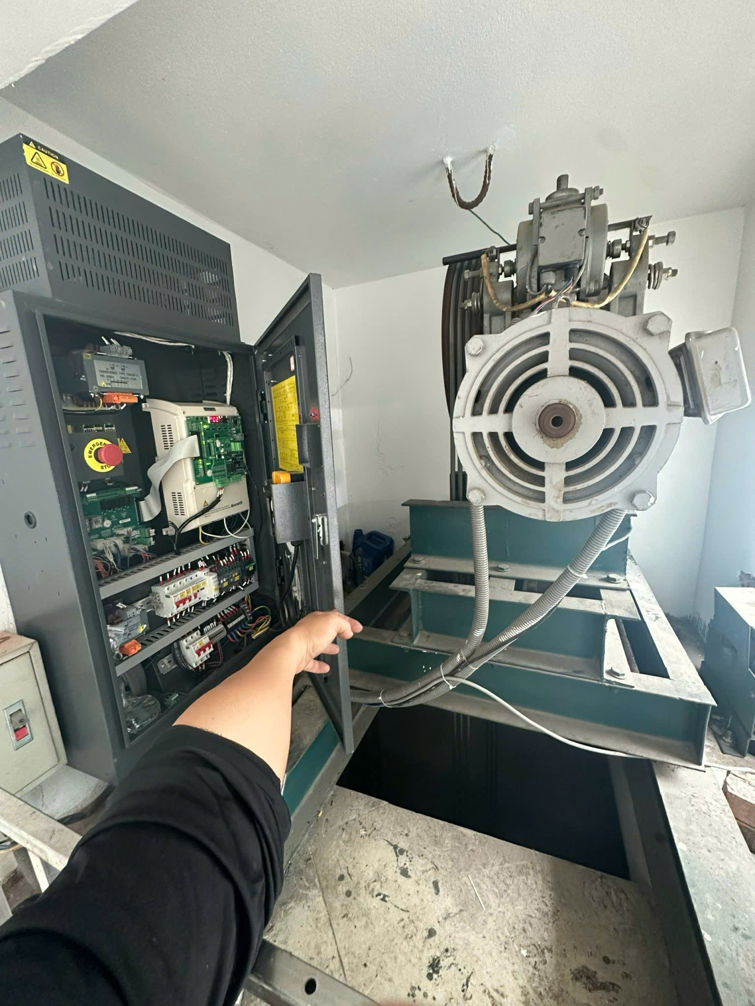 Cải tạo hệ thống điều khiển đã cũ